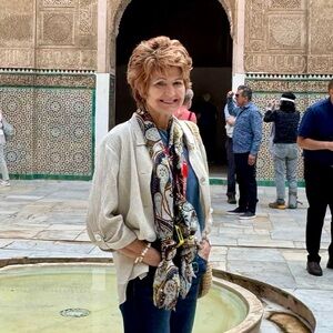 Meet your Posher, Connie